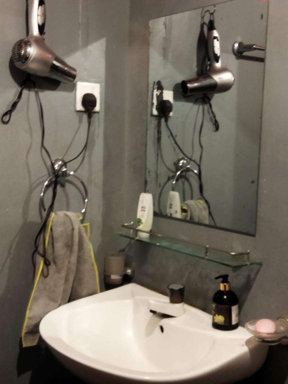 Hostal Tree House Ella Zewnętrze zdjęcie